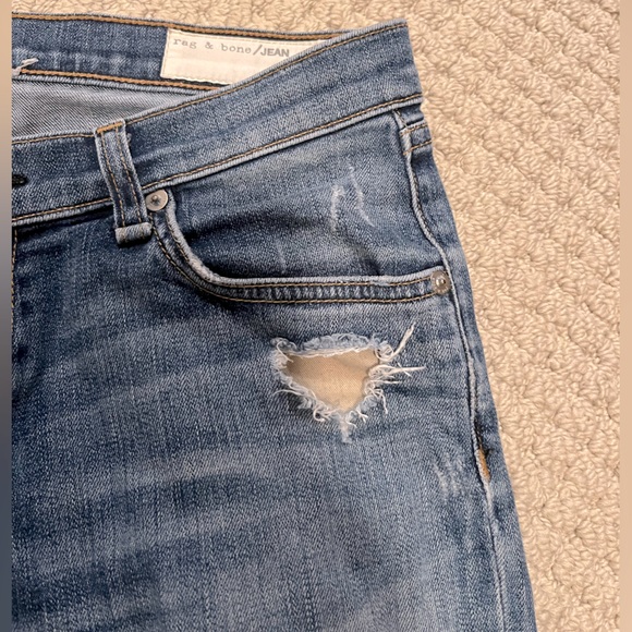 Rag and Bone The Dash Jean / Distressed - Picture 4 of 5
